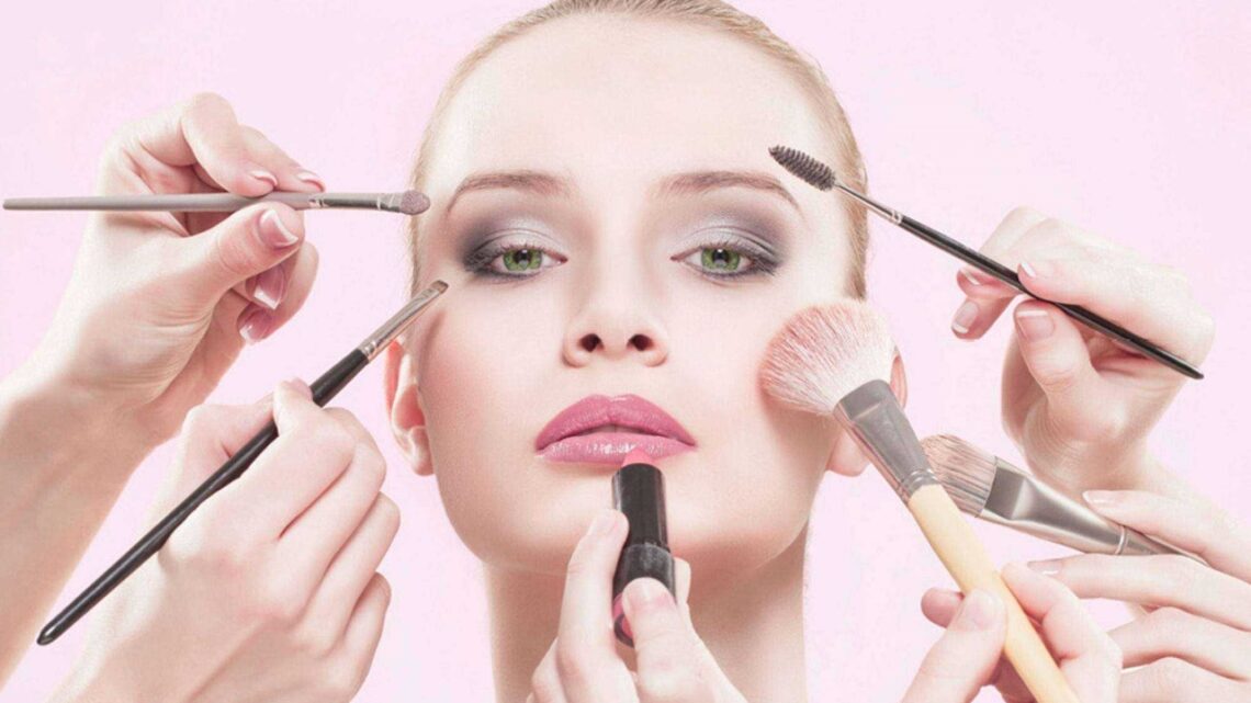 How to apply Seint makeup